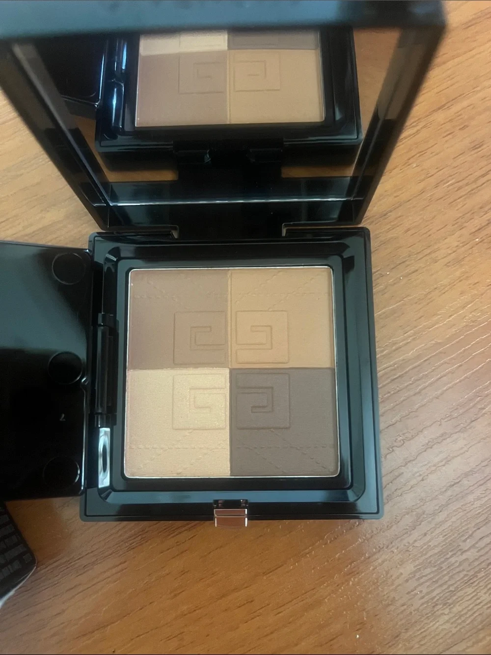 Givenchy Prisme Libre Bronzer Powder 002 Popeline Bronzee